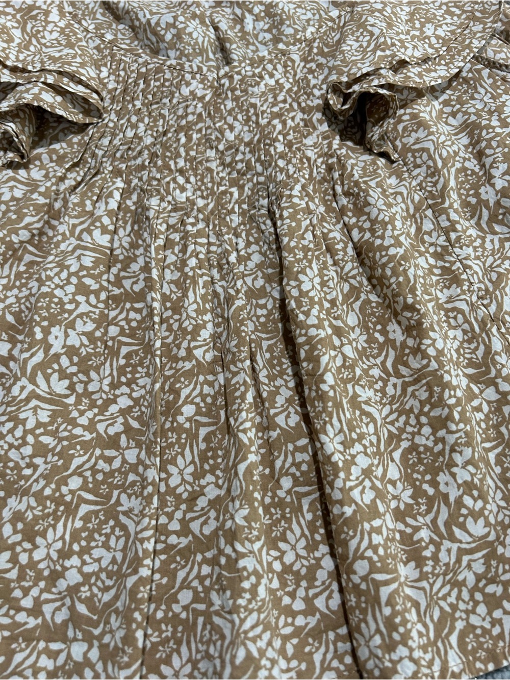 Universal Thread Beige Floral Ruffle Blouse - Picture 8 of 11